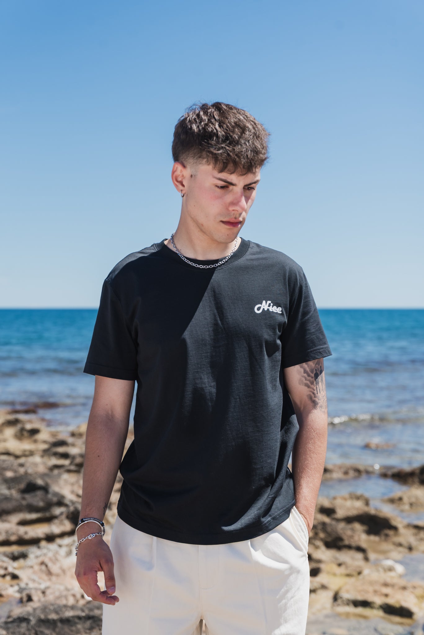 NICE Everyday Ultralight tee "BLACK"