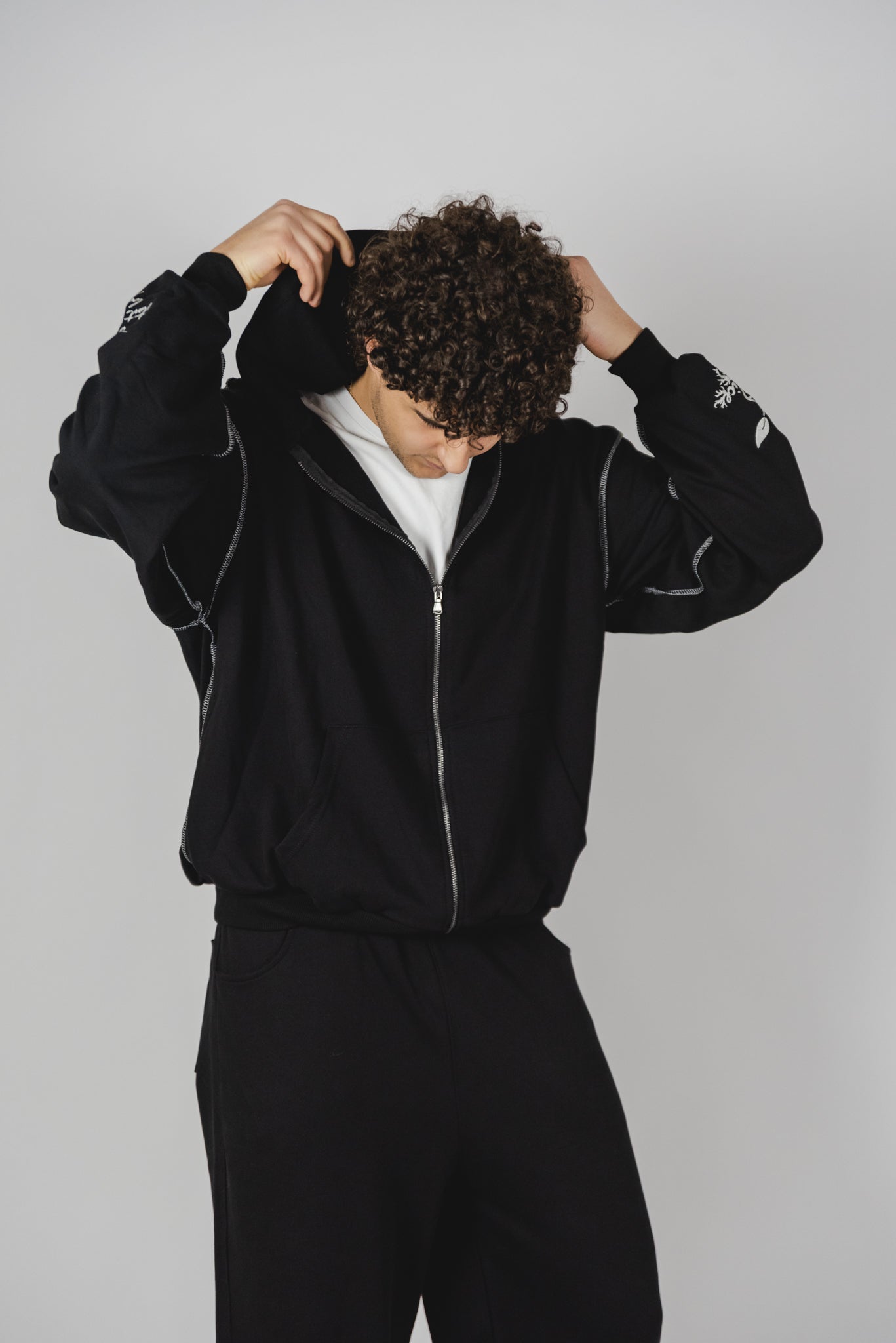 NICE BOXY ZIP HOODIE